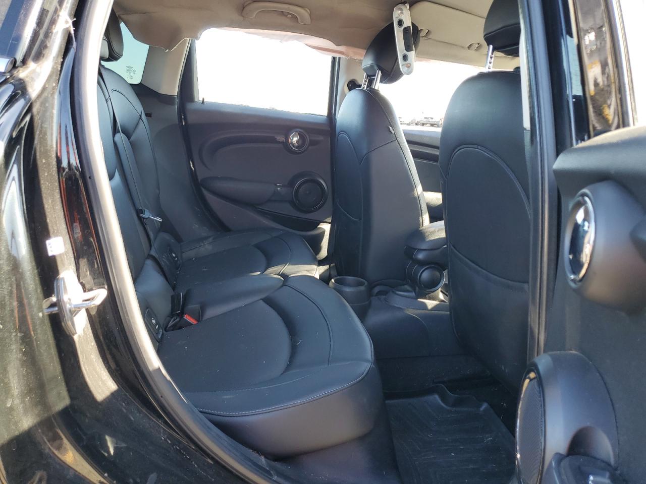 2015 Mini Cooper VIN: WMWXS5C57FT830959 Lot: 68381024