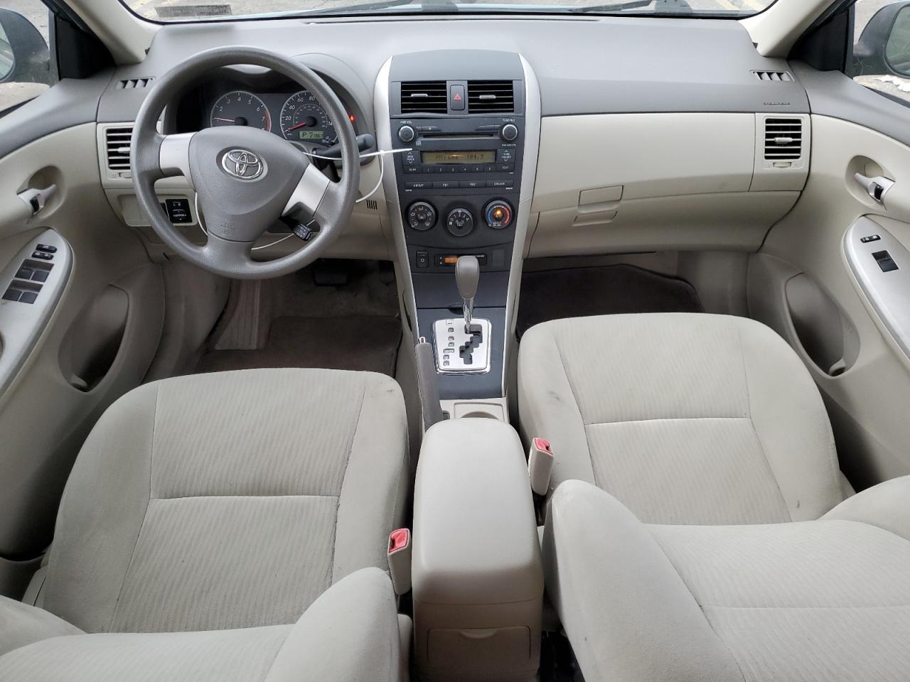 2010 Toyota Corolla Base VIN: 2T1BU4EE5AC267635 Lot: 65961614