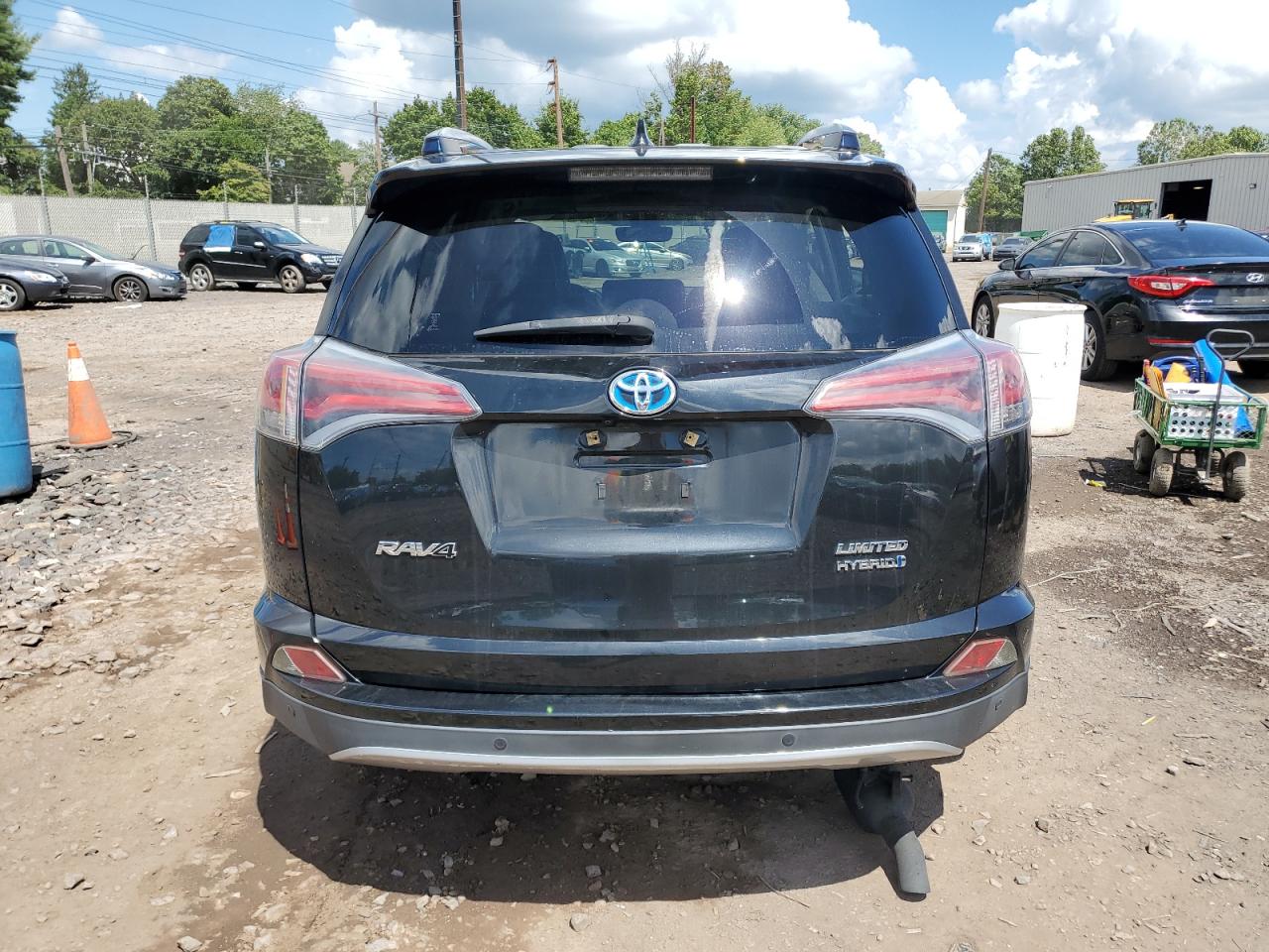 JTMDJREV6HD075247 2017 Toyota Rav4 Hv Limited