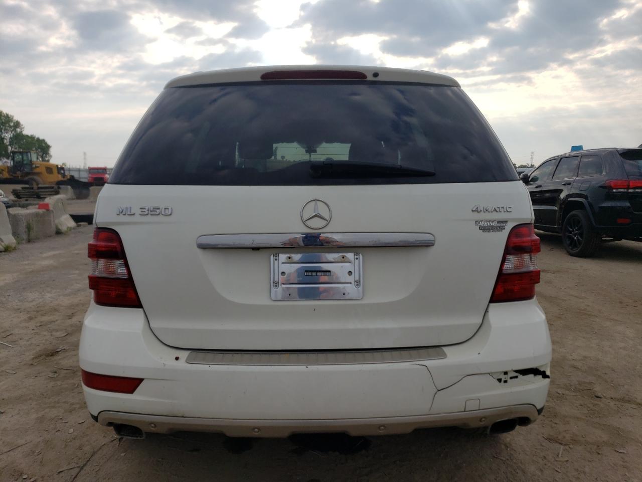 2010 Mercedes-Benz Ml 350 4Matic VIN: 4JGBB8GB3AA570039 Lot: 68771364