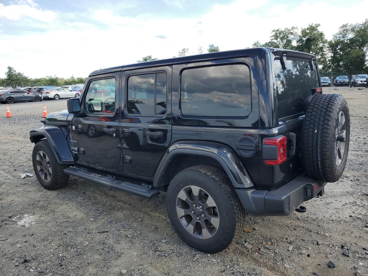 1C4HJXEN4JW261403 2018 JEEP WRANGLER - Image 2