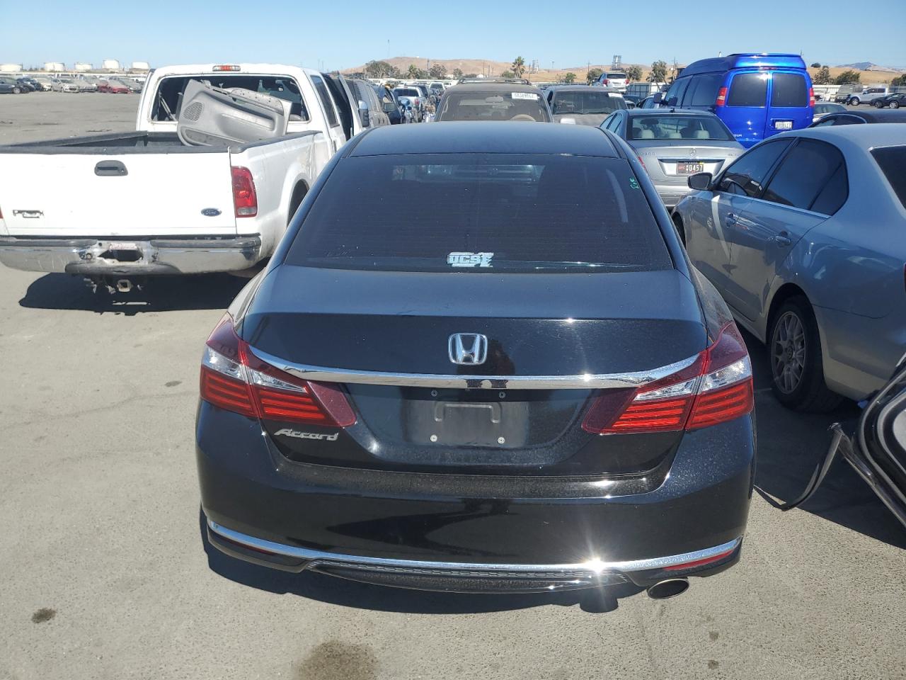 1HGCR2F35GA152684 2016 Honda Accord Lx