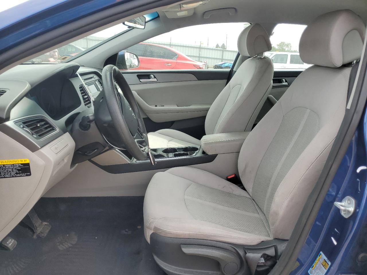 2015 Hyundai Sonata - Image 7