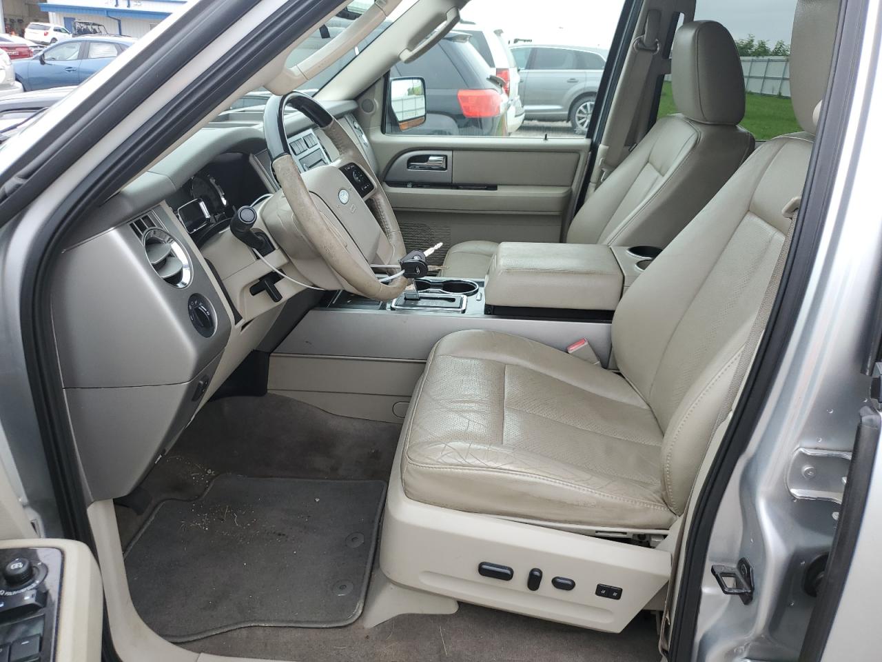 2013 Ford Expedition Limited VIN: 1FMJU2A52DEF03144 Lot: 66096874