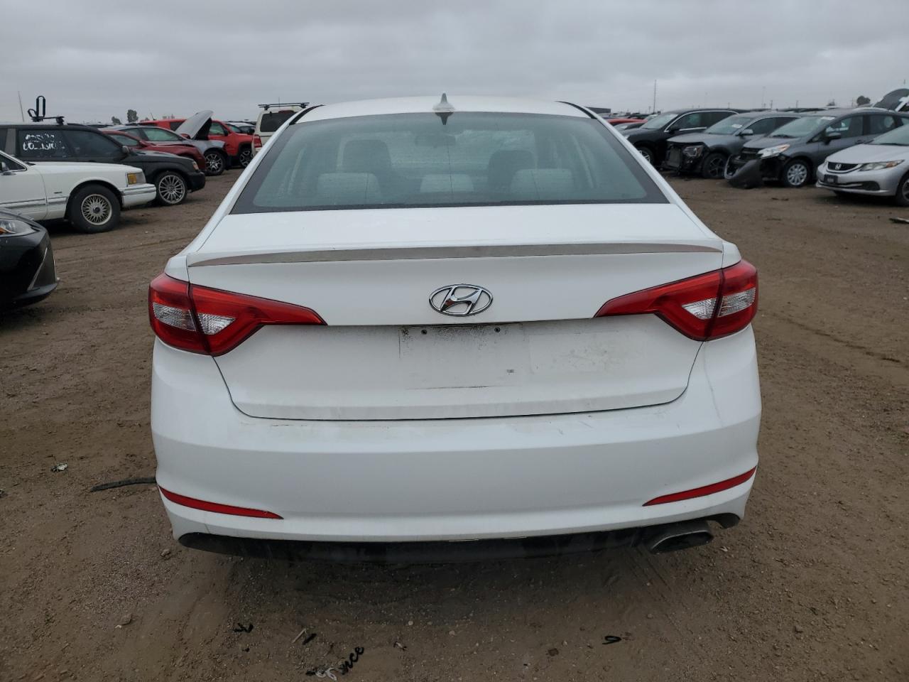 2015 Hyundai Sonata Se VIN: 5NPE24AF5FH147002 Lot: 65753744