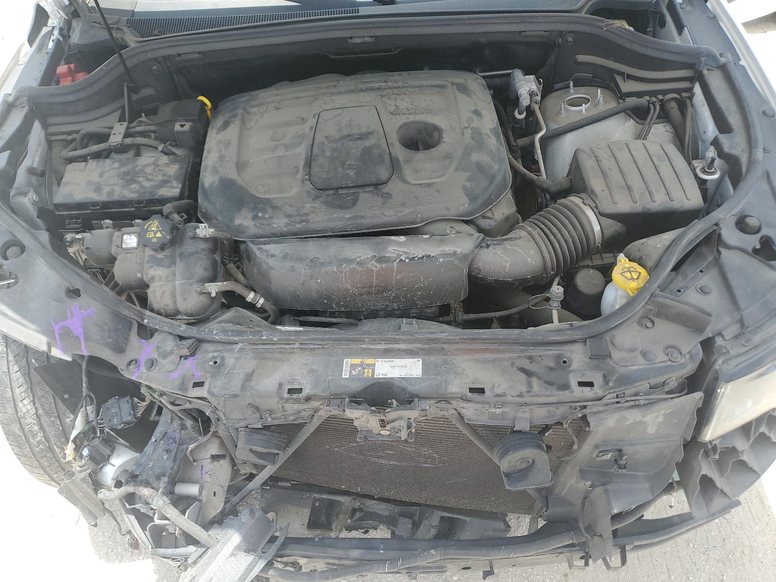 1C4RJEAG9LC245959 2020 Jeep Grand Cherokee Laredo