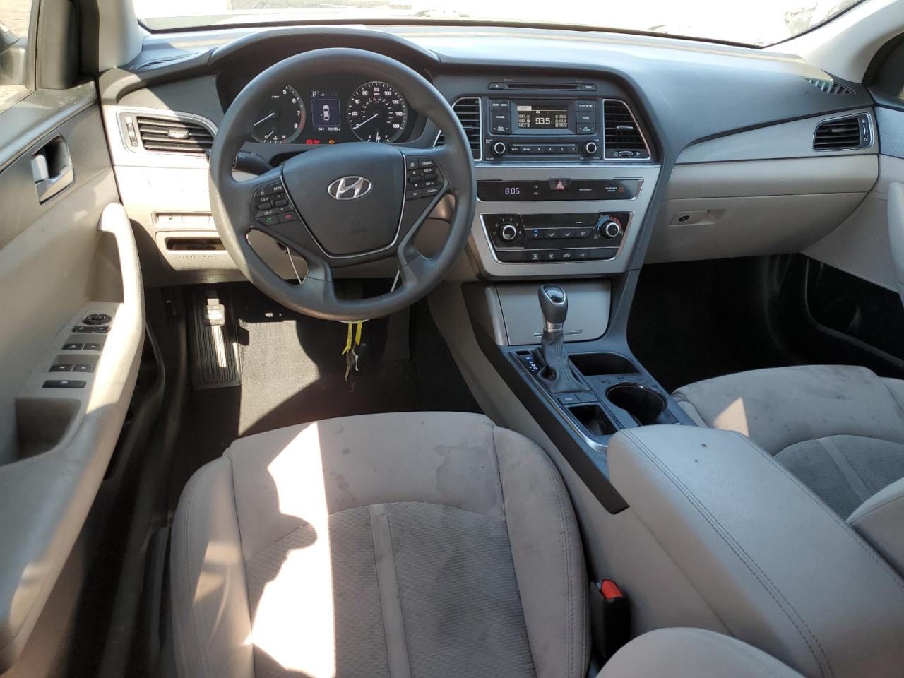 2017 Hyundai Sonata Se VIN: 5NPE24AF8HH569722 Lot: 66949224