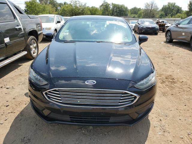  FORD FUSION 2018 Черный