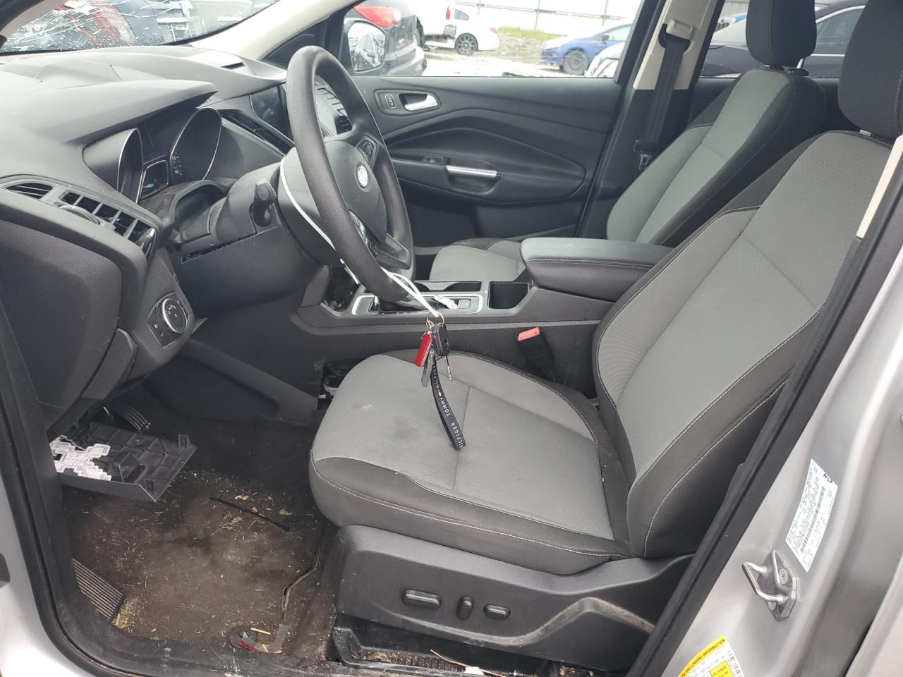 1FMCU0GD8JUC03993 2018 Ford Escape Se