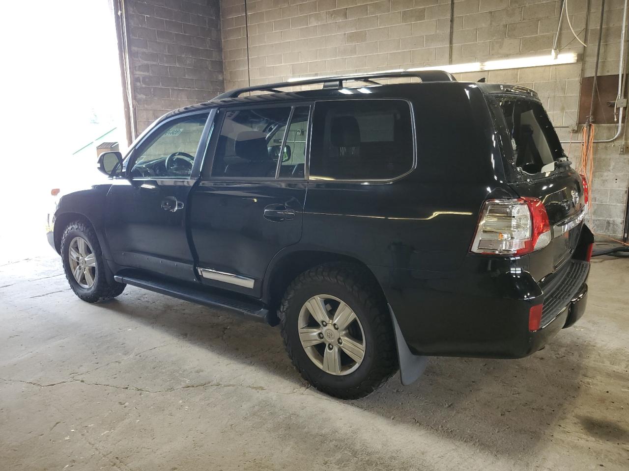 2014 Toyota Land Cruiser VIN: JTMHY7AJ5E4028436 Lot: 65679524