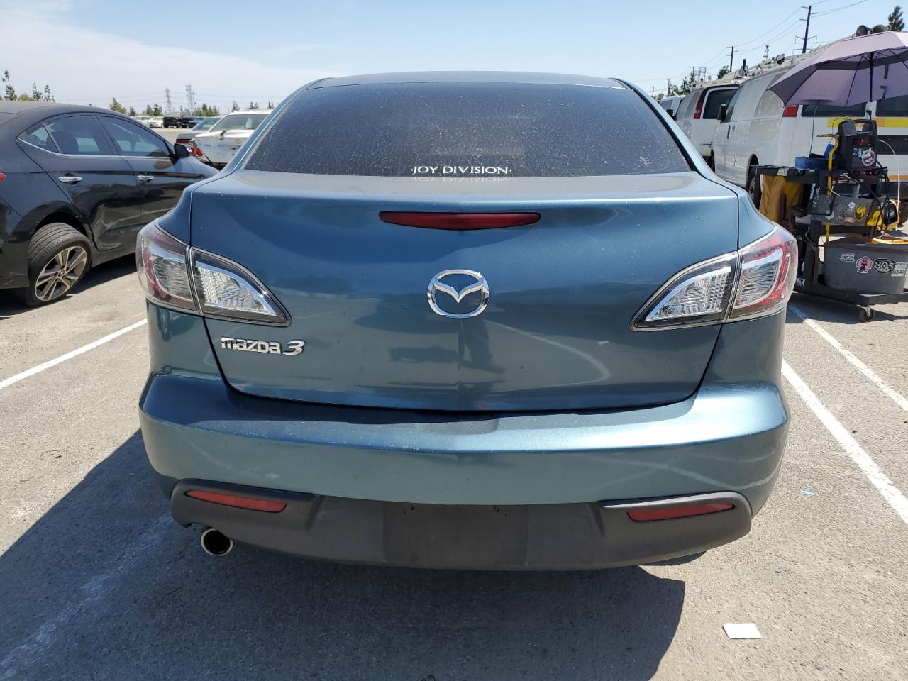 2011 Mazda 3 I VIN: JM1BL1VGXB1424066 Lot: 66163744