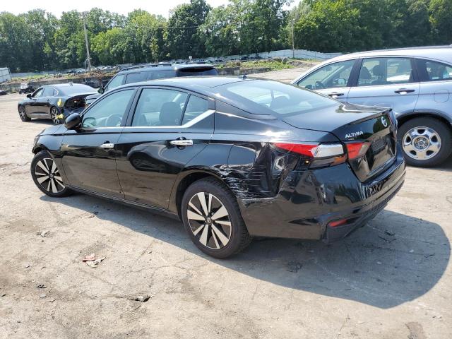 1N4BL4DVXMN365250 Nissan Altima SV 2