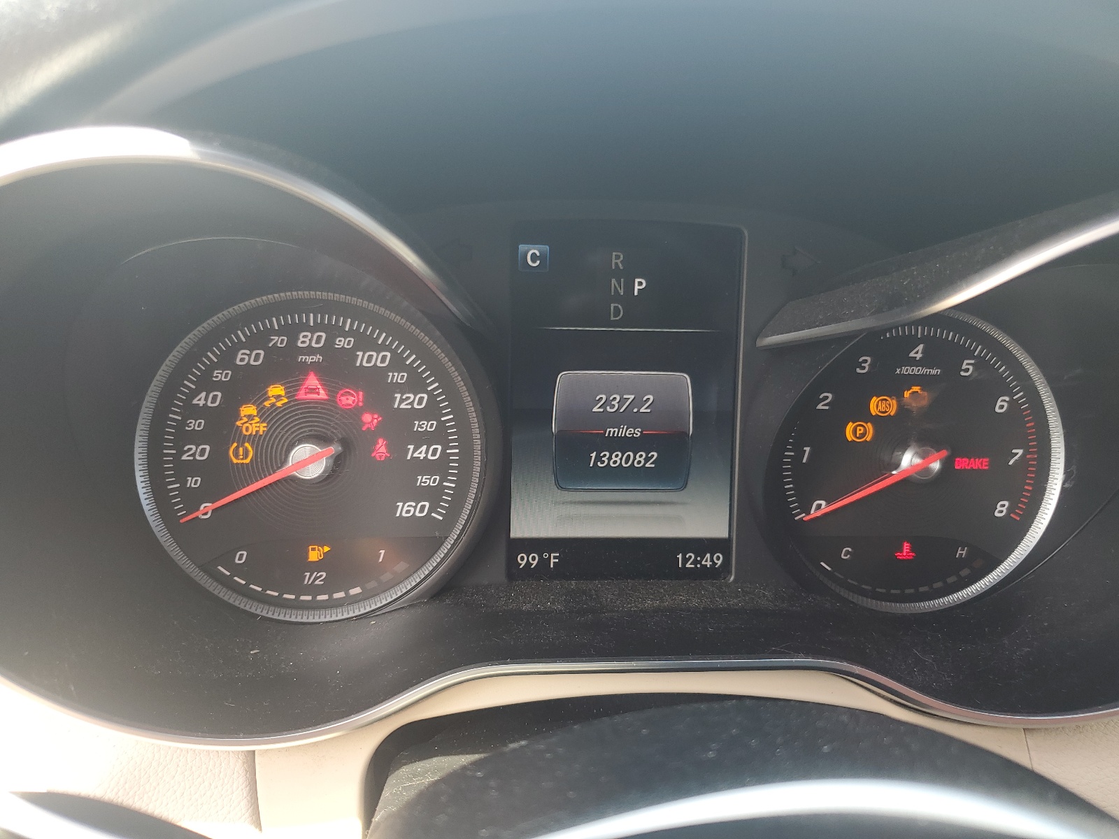 55SWF4JB2JU259686 2018 Mercedes-Benz C 300