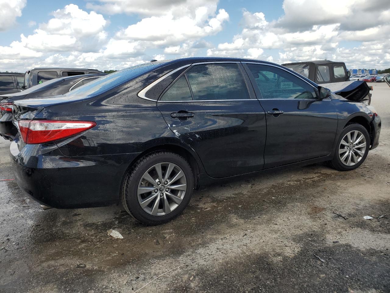 2017 Toyota Camry Le VIN: 4T1BF1FK6HU687653 Lot: 69568914