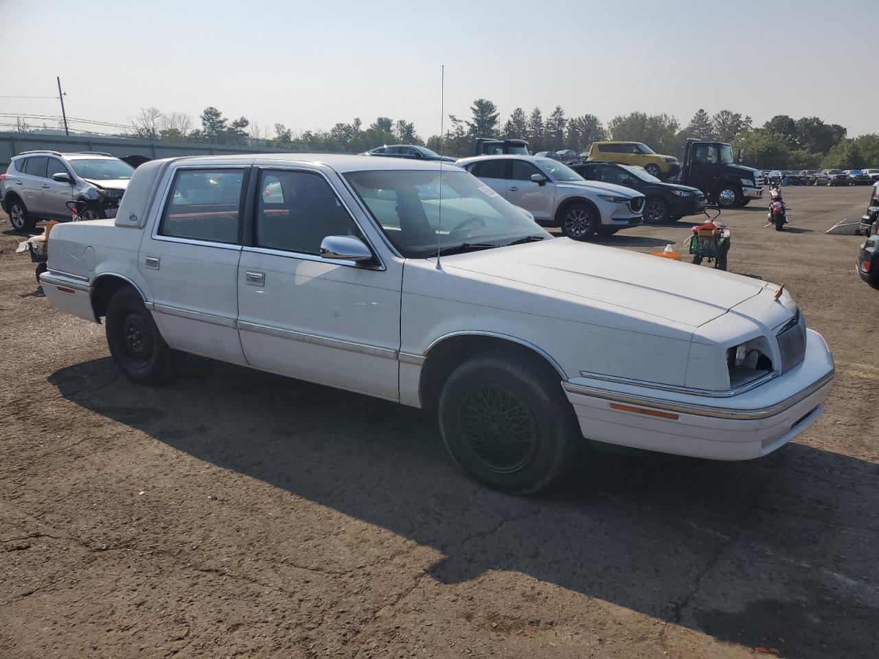 1993 Chrysler New Yorker C-Body Salon VIN: 1C3XC66R7PD157692 Lot: 65944564