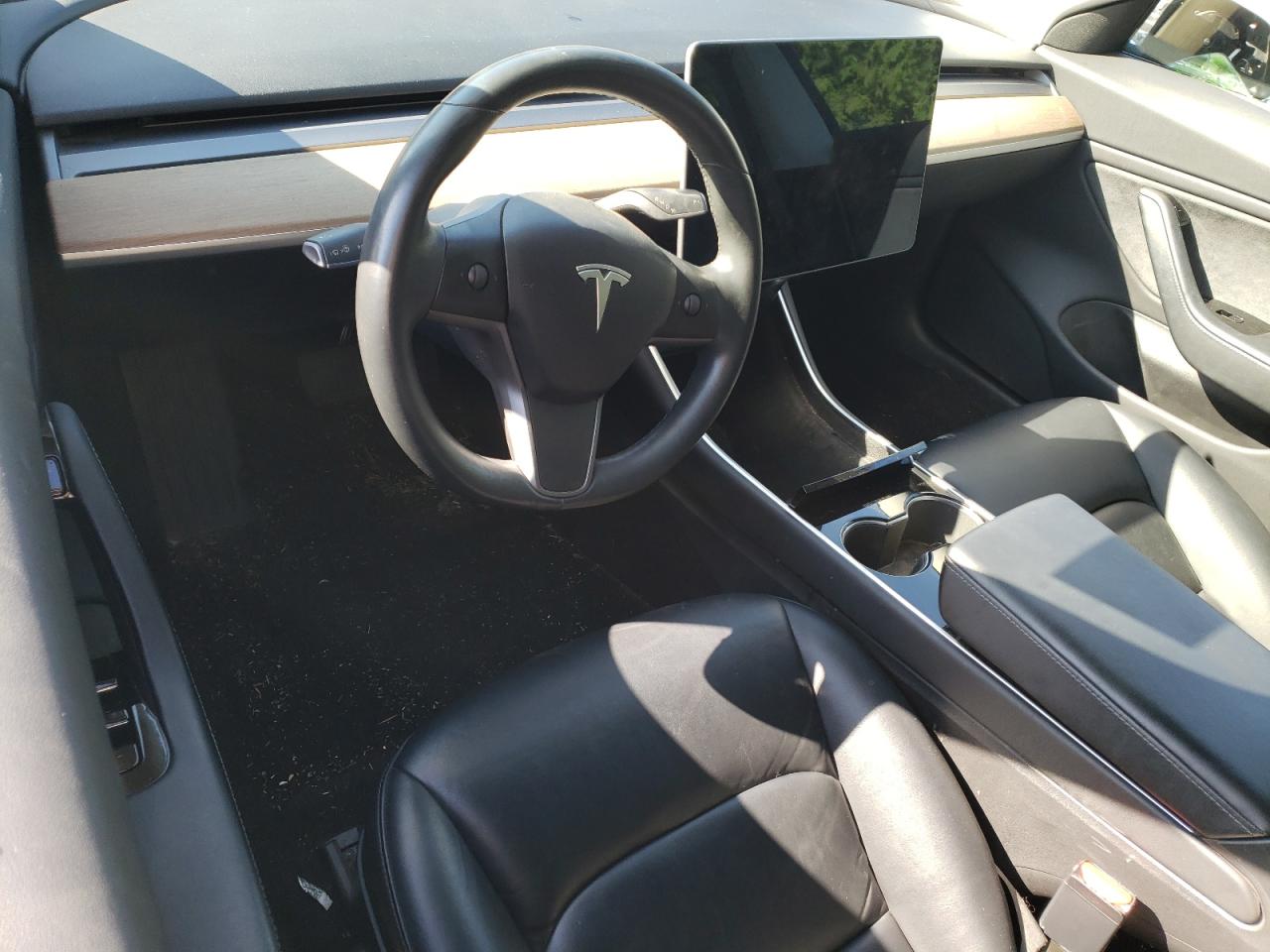 5YJ3E1EB9JF131896 2018 Tesla Model 3