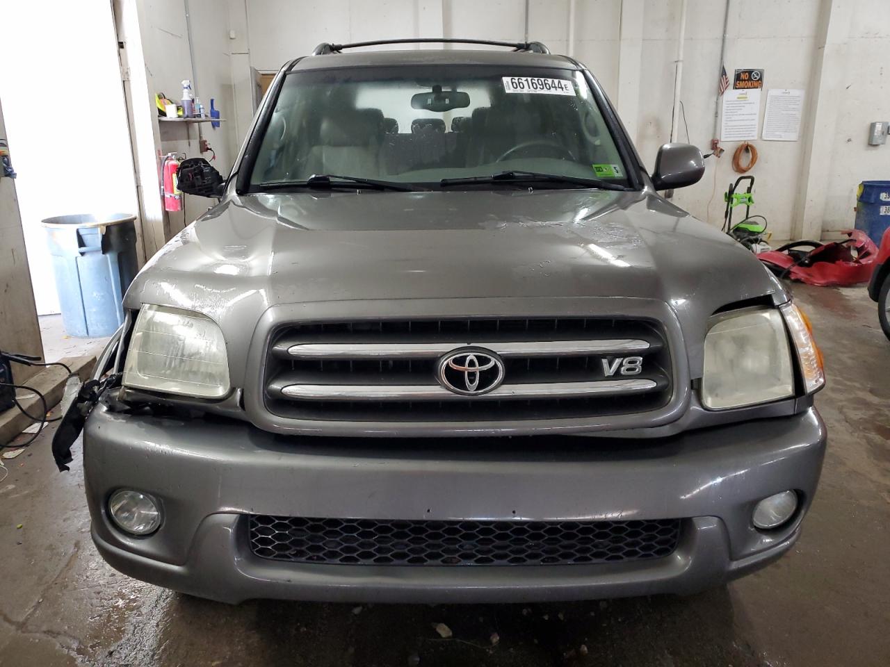 2003 Toyota Sequoia Limited VIN: 5TDBT48A73S160950 Lot: 66169644