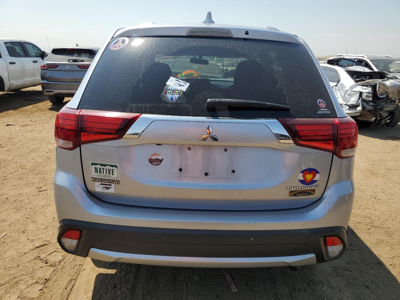 2017 Mitsubishi Outlander Es VIN: JA4AZ2A32HZ017446 Lot: 64967164