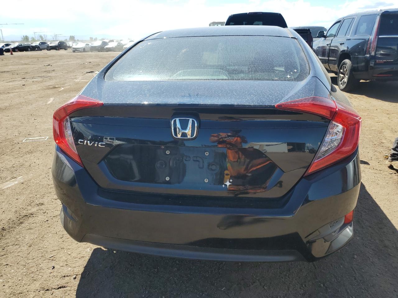 19XFC2F50GE084970 2016 Honda Civic Lx