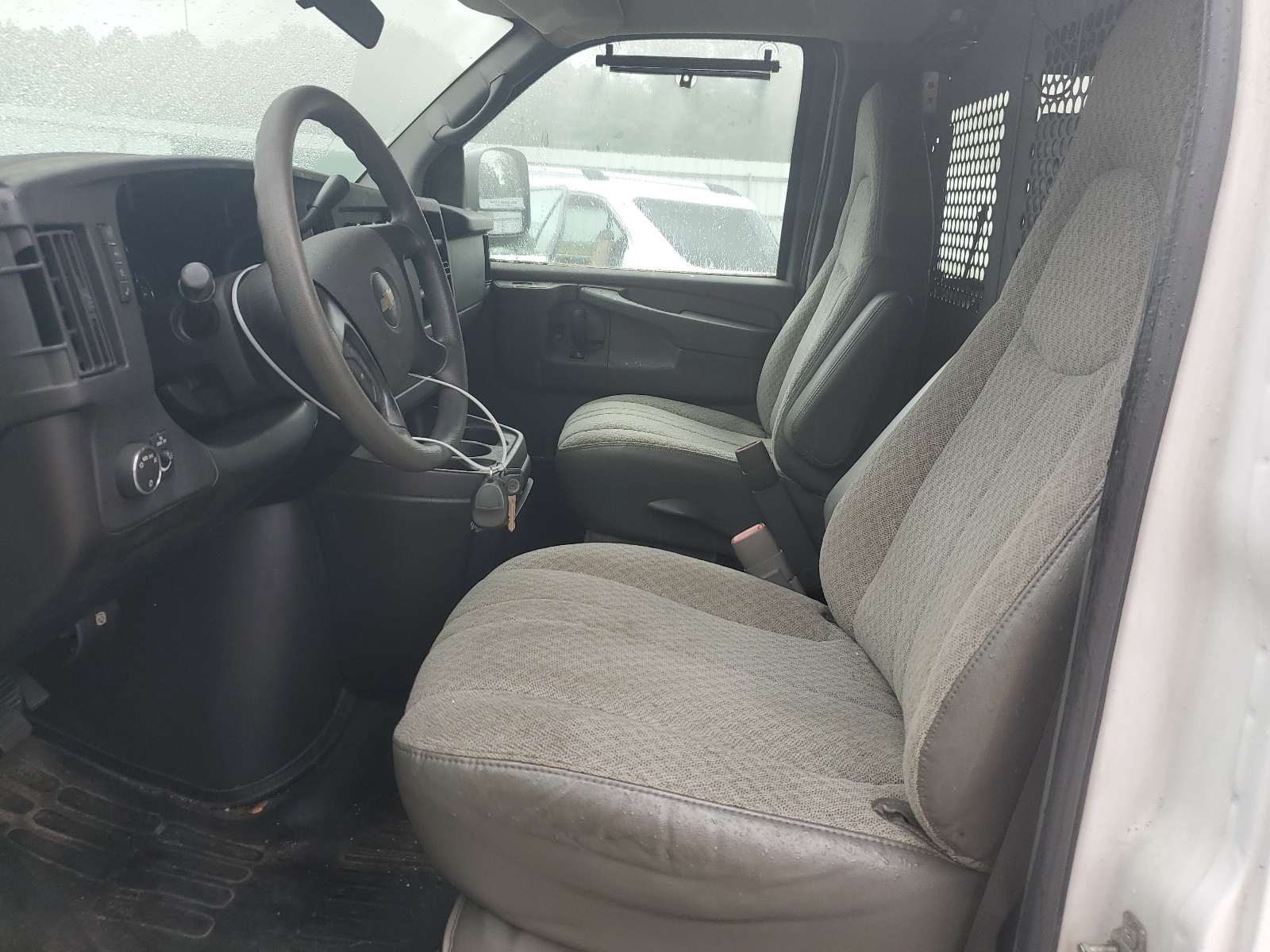 1GCGG25C381158749 2008 Chevrolet Express G2500