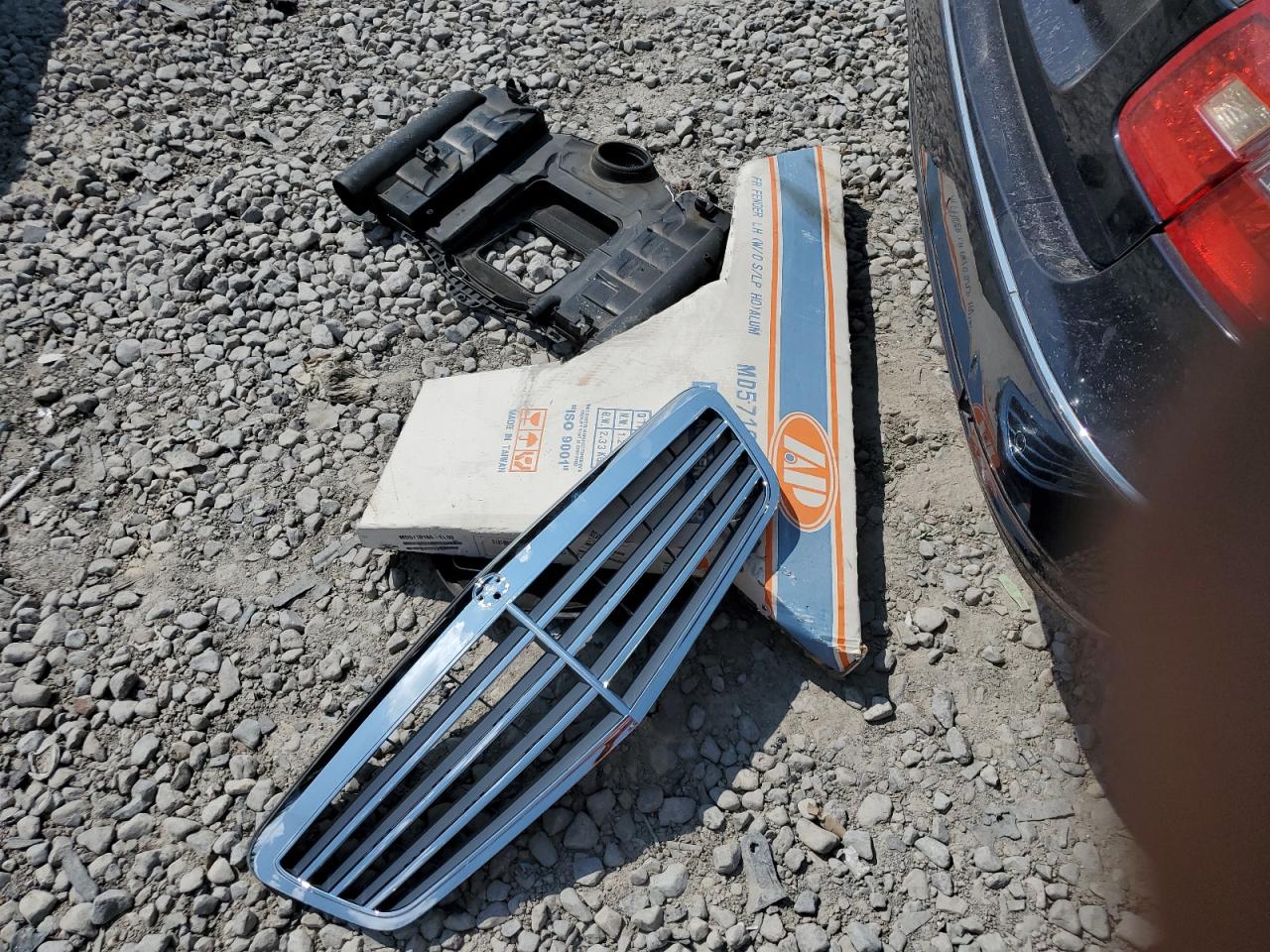 2011 Mercedes-Benz E 350 4Matic VIN: WDDHF8HB1BA323319 Lot: 65664764