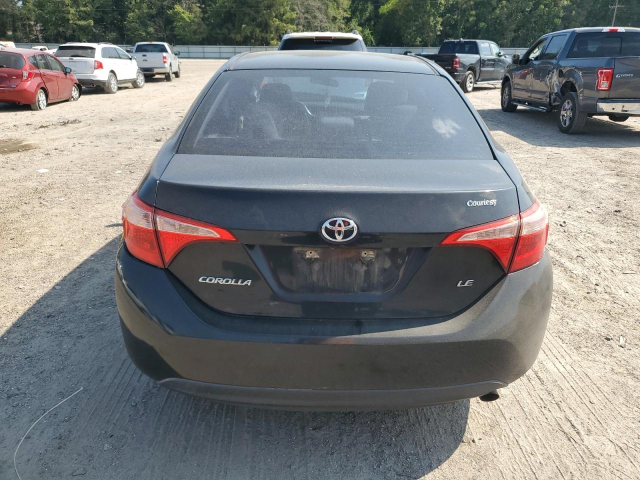 2018 Toyota Corolla L VIN: 5YFBURHE3JP752395 Lot: 68498064