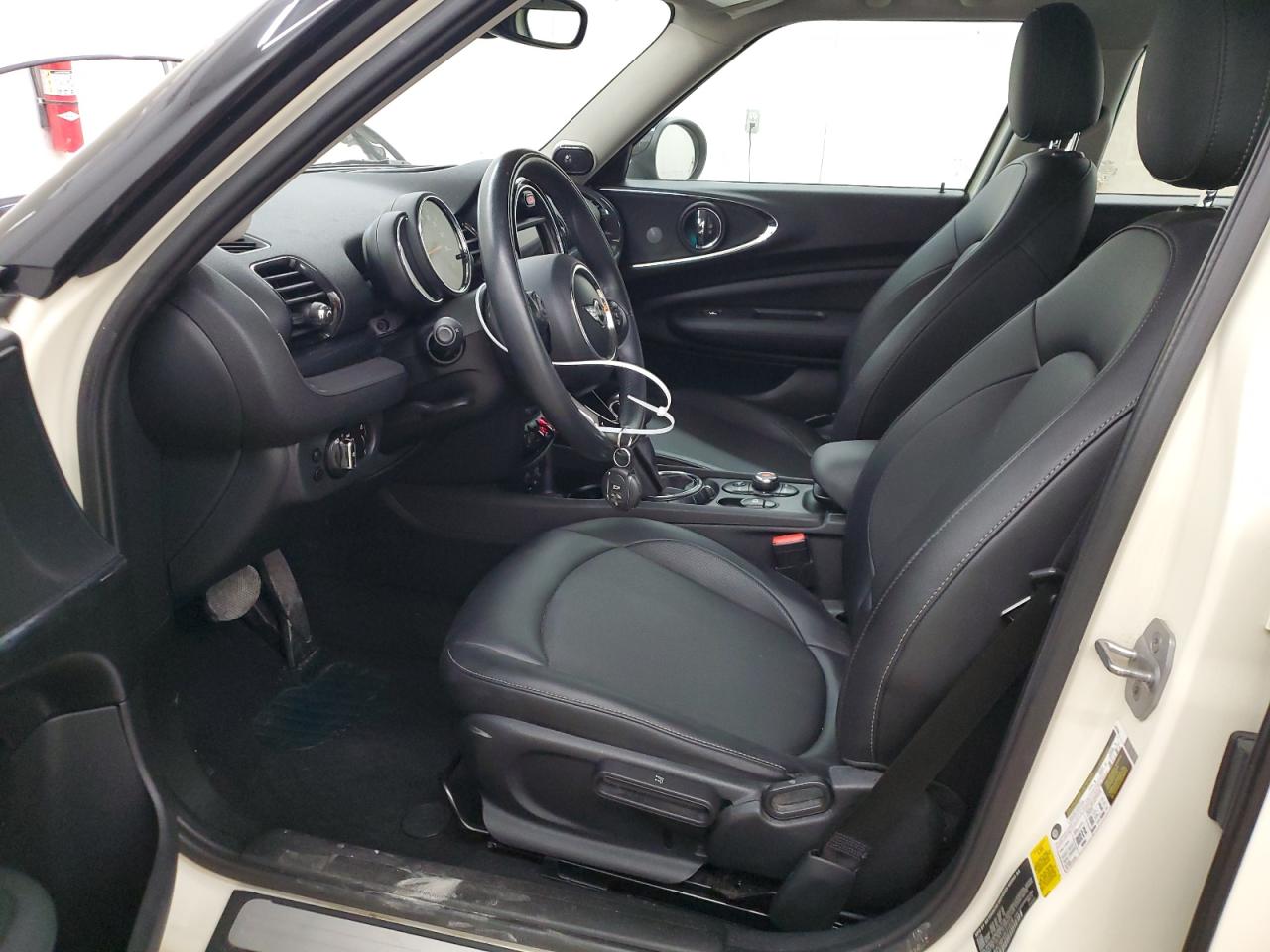 2017 Mini Cooper Clubman VIN: WMWLN5C58H2E31978 Lot: 66626614