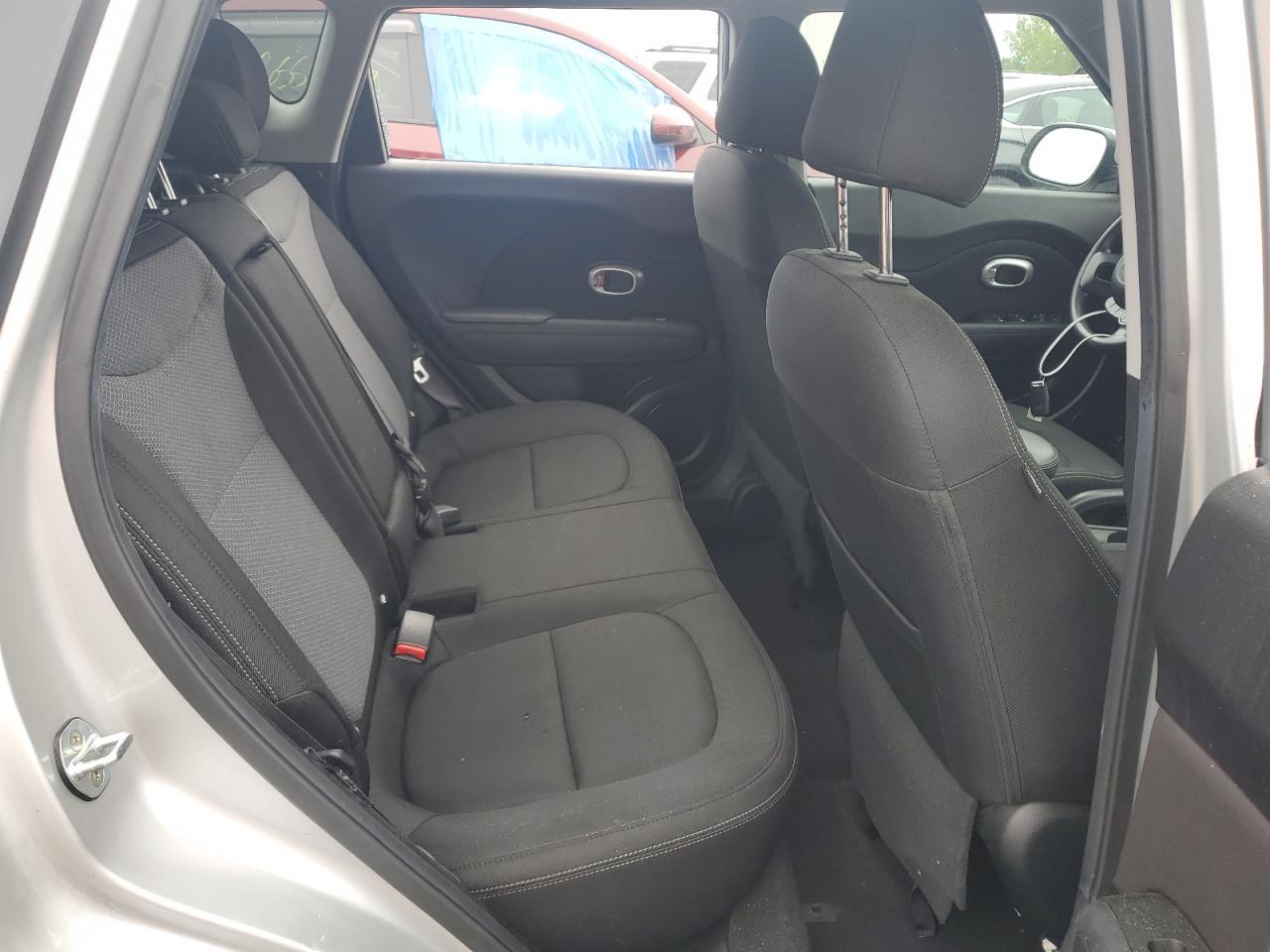 2018 Kia Soul + VIN: KNDJP3A53J7506331 Lot: 65566734