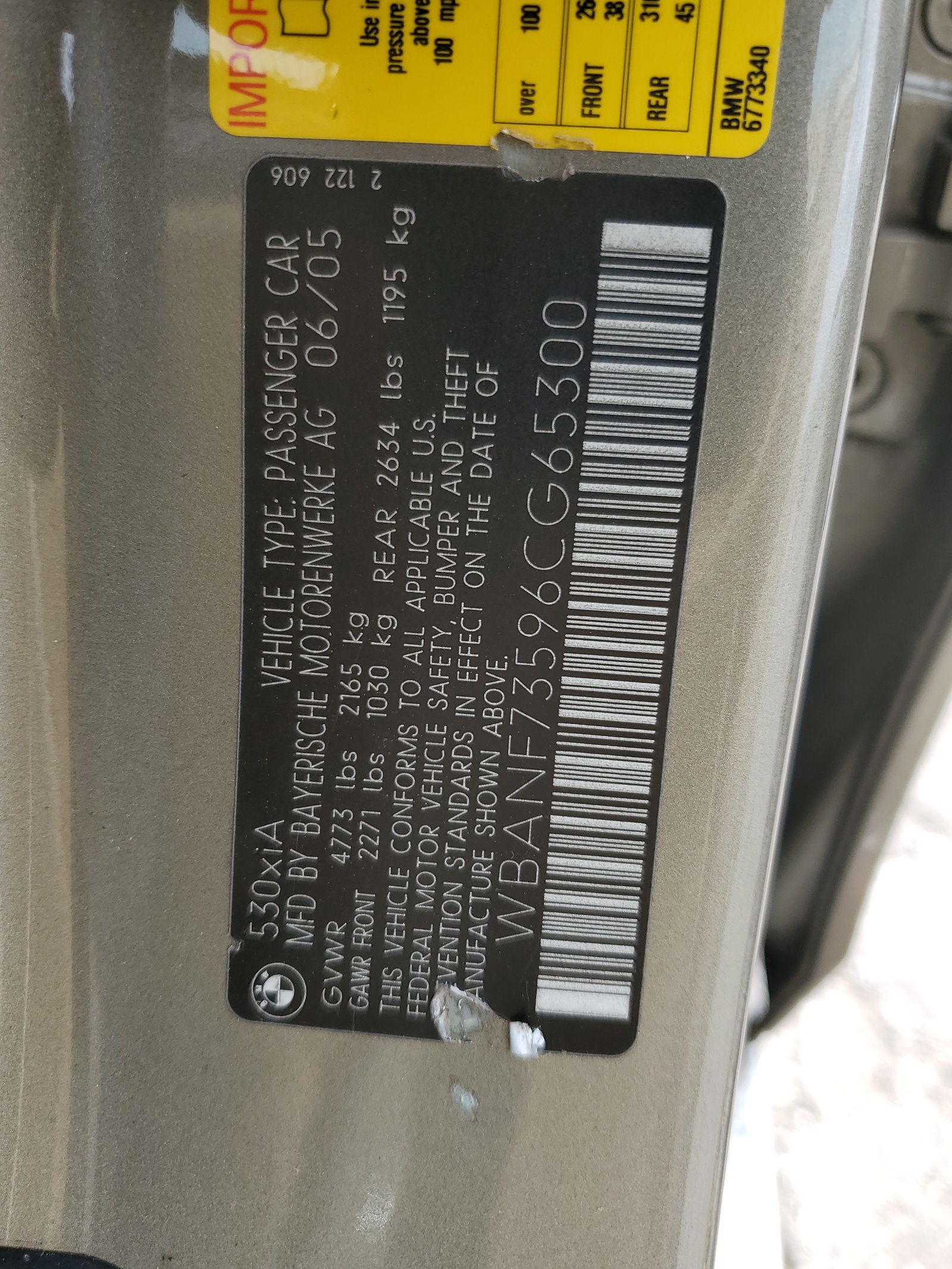 WBANF73596CG65300 2006 BMW 530 Xi