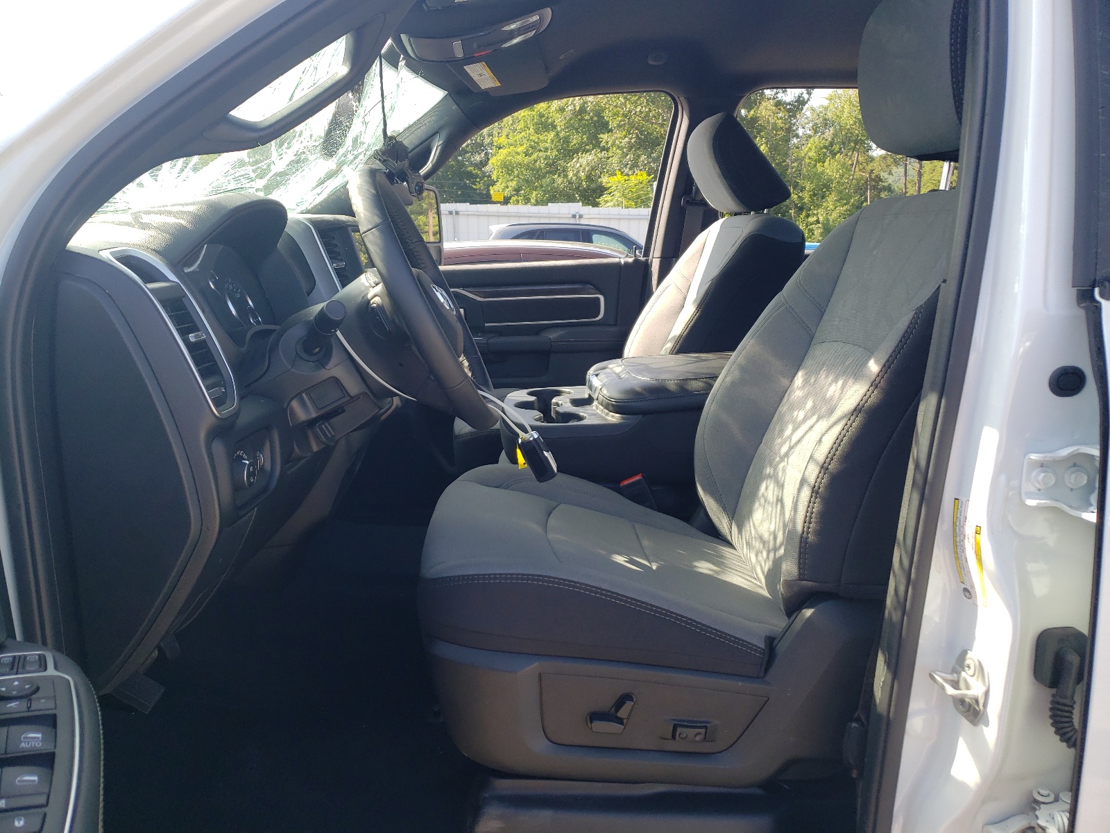 3C6UR5DJXRG303178 2024 Ram 2500 Big Horn