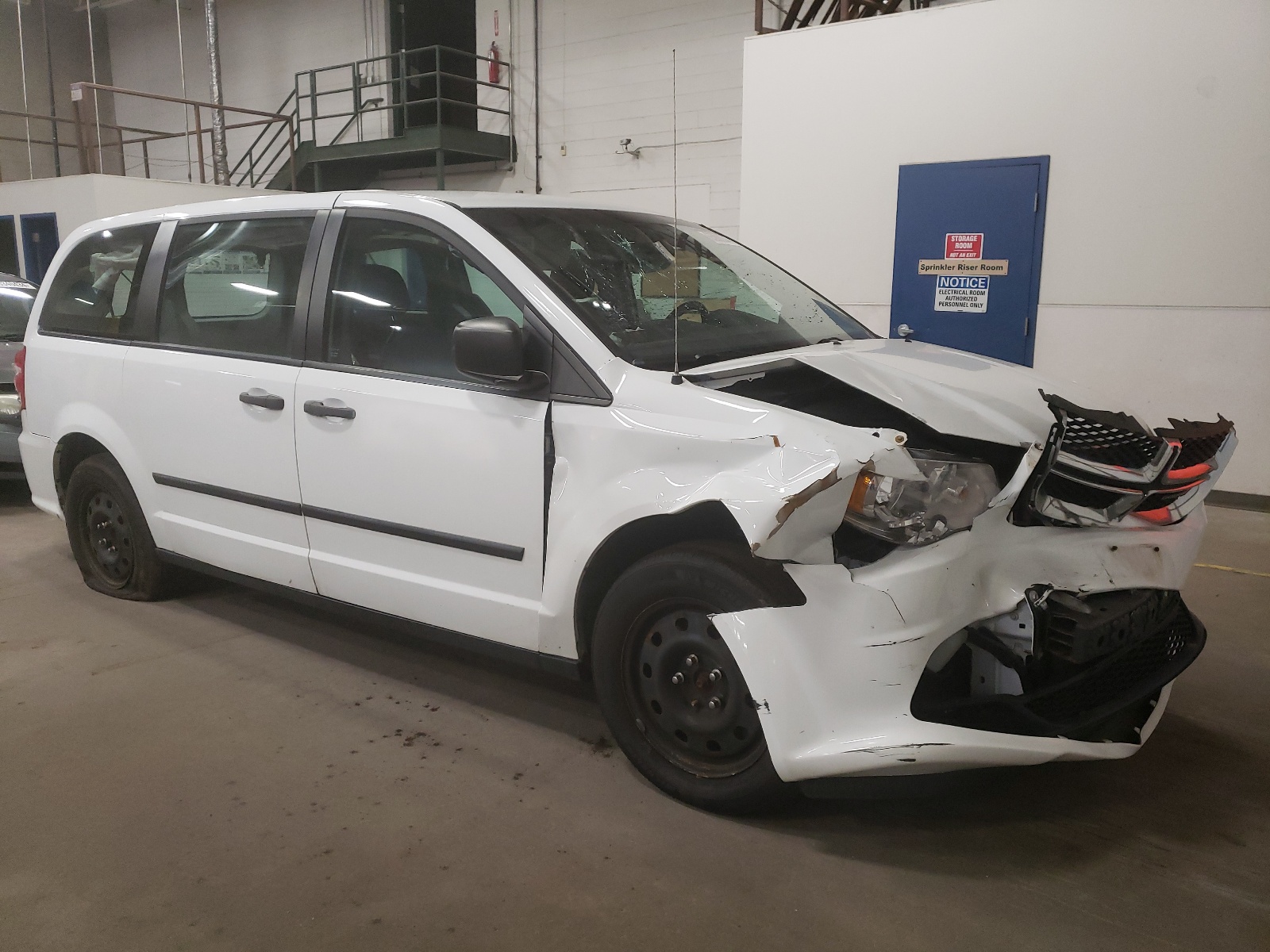 2C4RDGBG3GR183697 2016 Dodge Grand Caravan Se