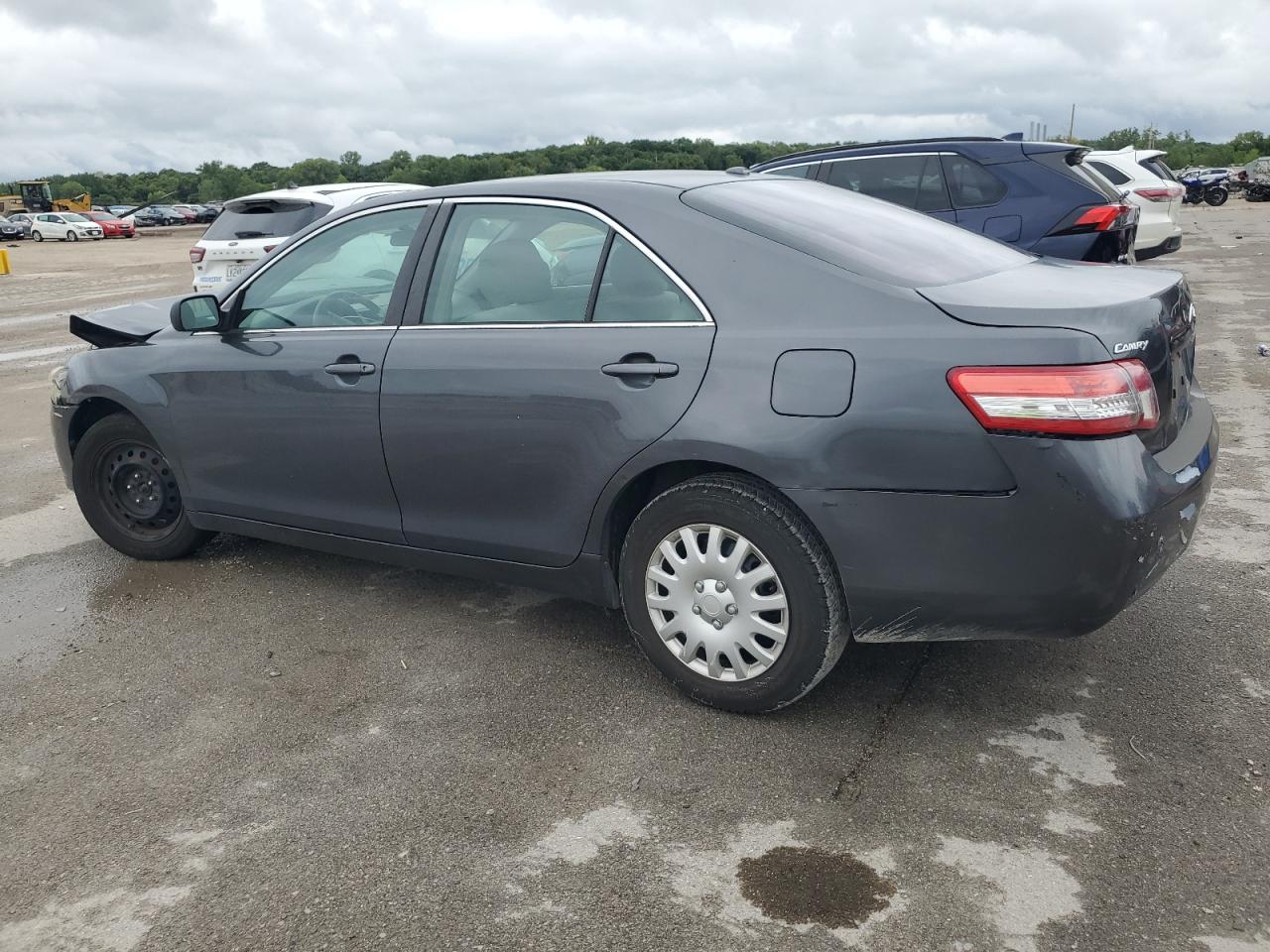 2010 Toyota Camry - Image 2