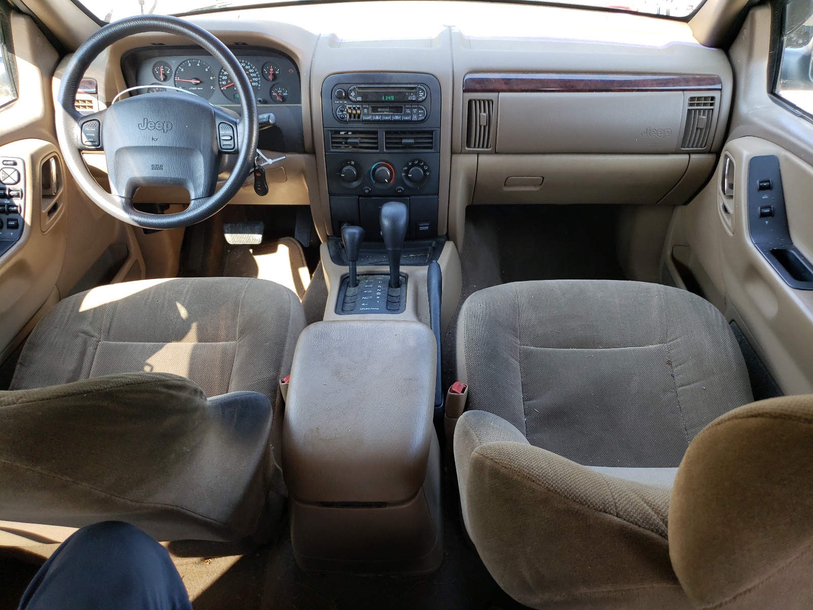 1J4GW48S4YC394777 2000 Jeep Grand Cherokee Laredo