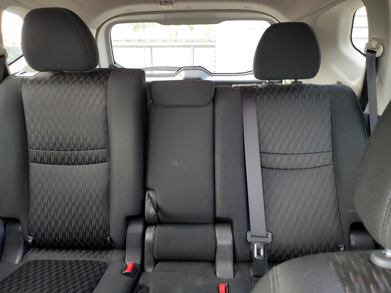 2017 Nissan Rogue S VIN: KNMAT2MV8HP583501 Lot: 64707814