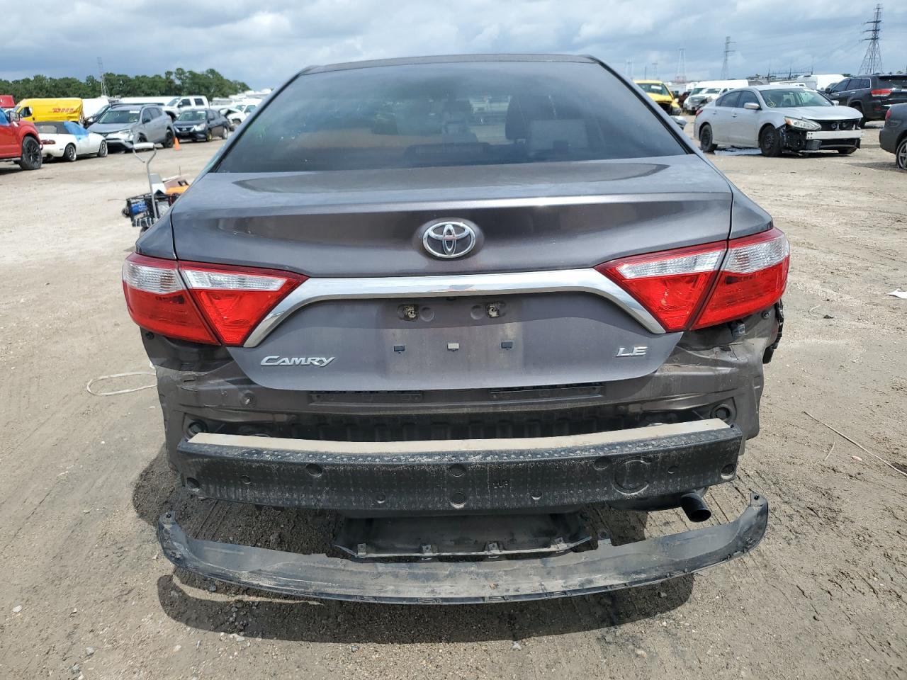 4T4BF1FKXFR503589 2015 Toyota Camry Le