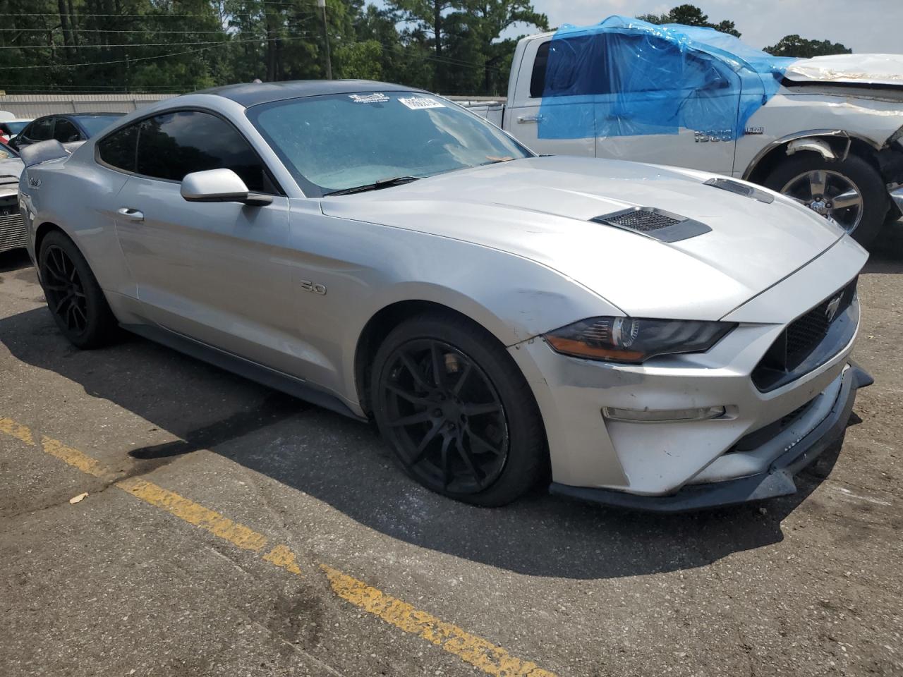 2019 Ford Mustang - Image 4