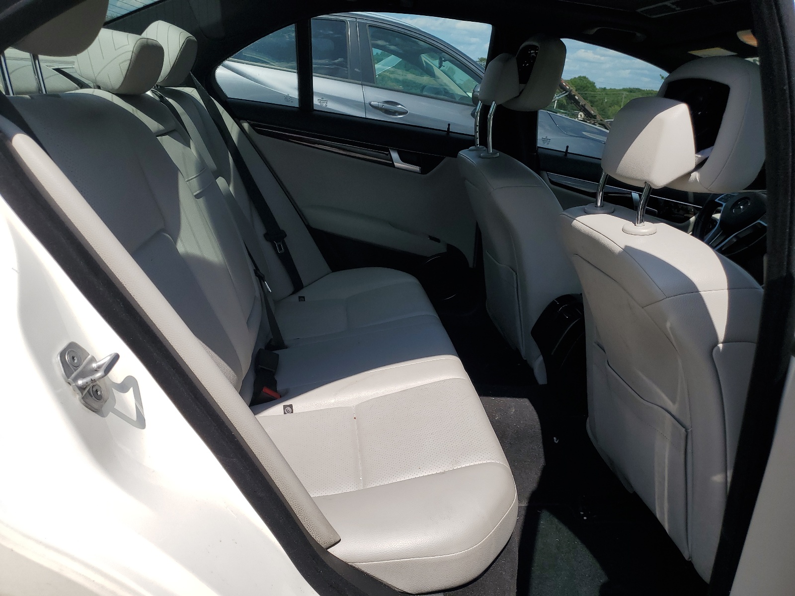 WDDGF8BB5CR226552 2012 Mercedes-Benz C 300 4Matic