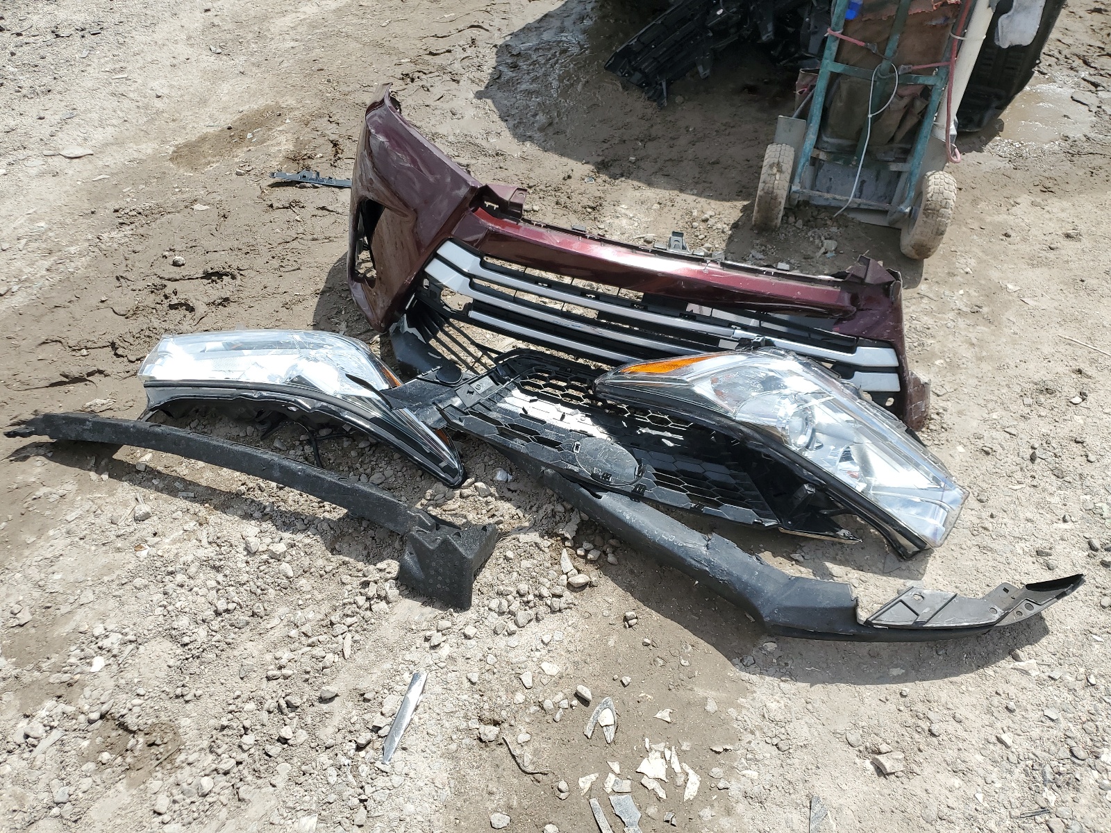 5TDZZRFHXKS363789 2019 Toyota Highlander Le