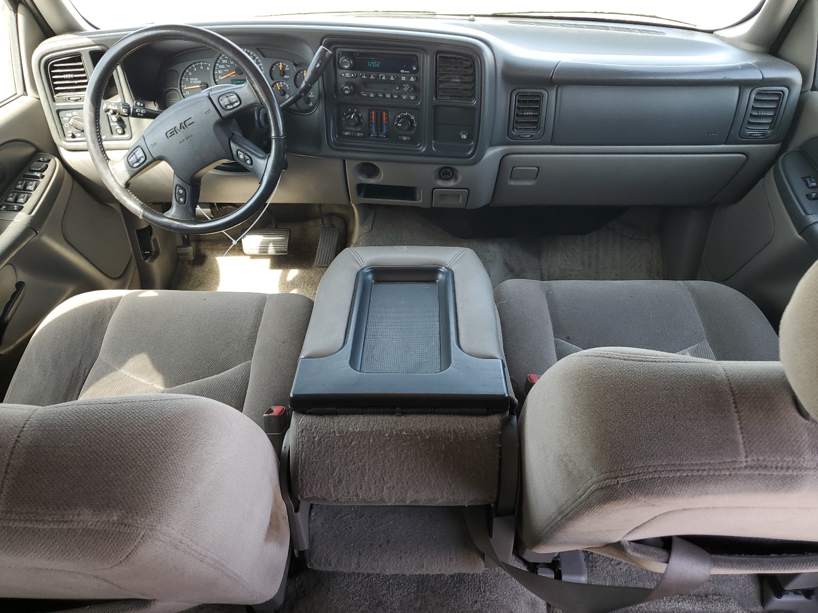 1GKEC13VX3R224925 2003 GMC Yukon