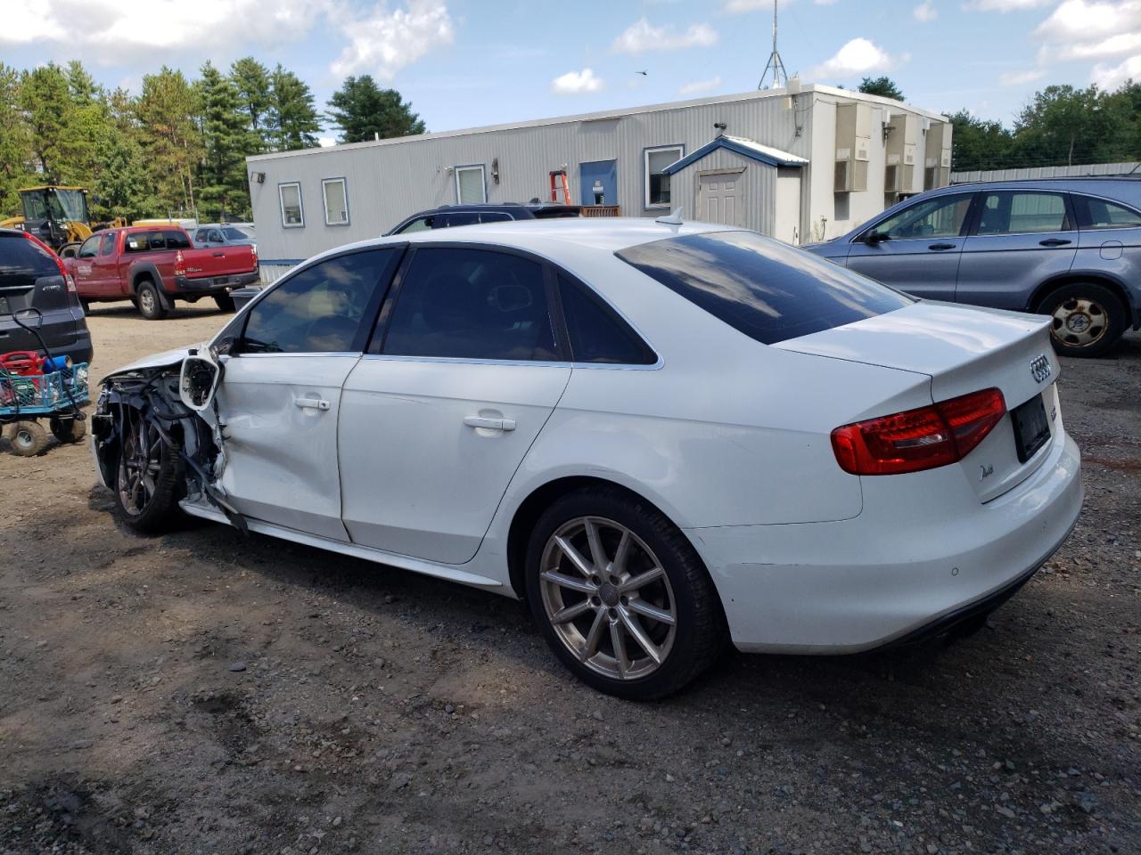 WAUFFAFL6FA082137 2015 AUDI A4 - Image 2