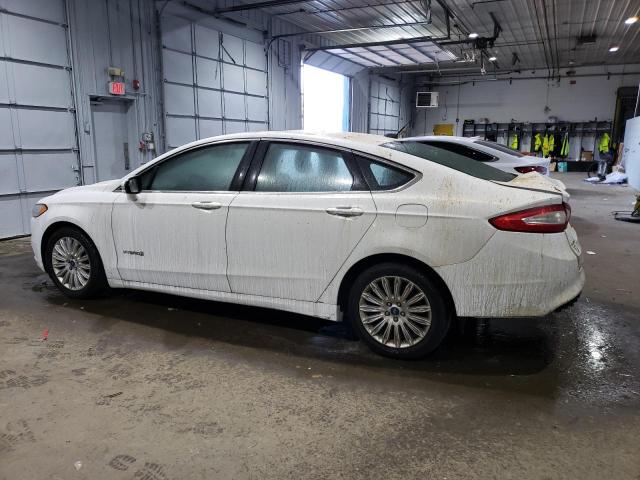 Седаны FORD FUSION 2013 Белы