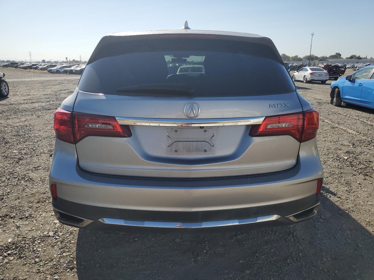 5J8YD3H34JL005050 2018 Acura Mdx