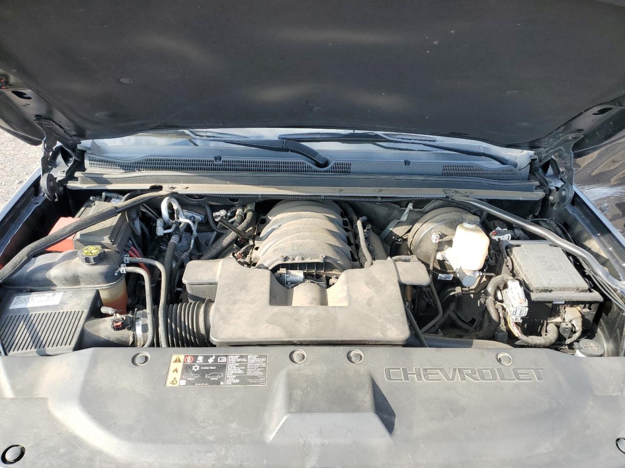 2020 Chevrolet Suburban - Image 12
