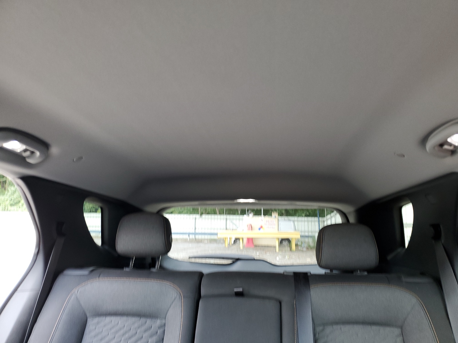 2GNAXJEV0J6206994 2018 Chevrolet Equinox Lt