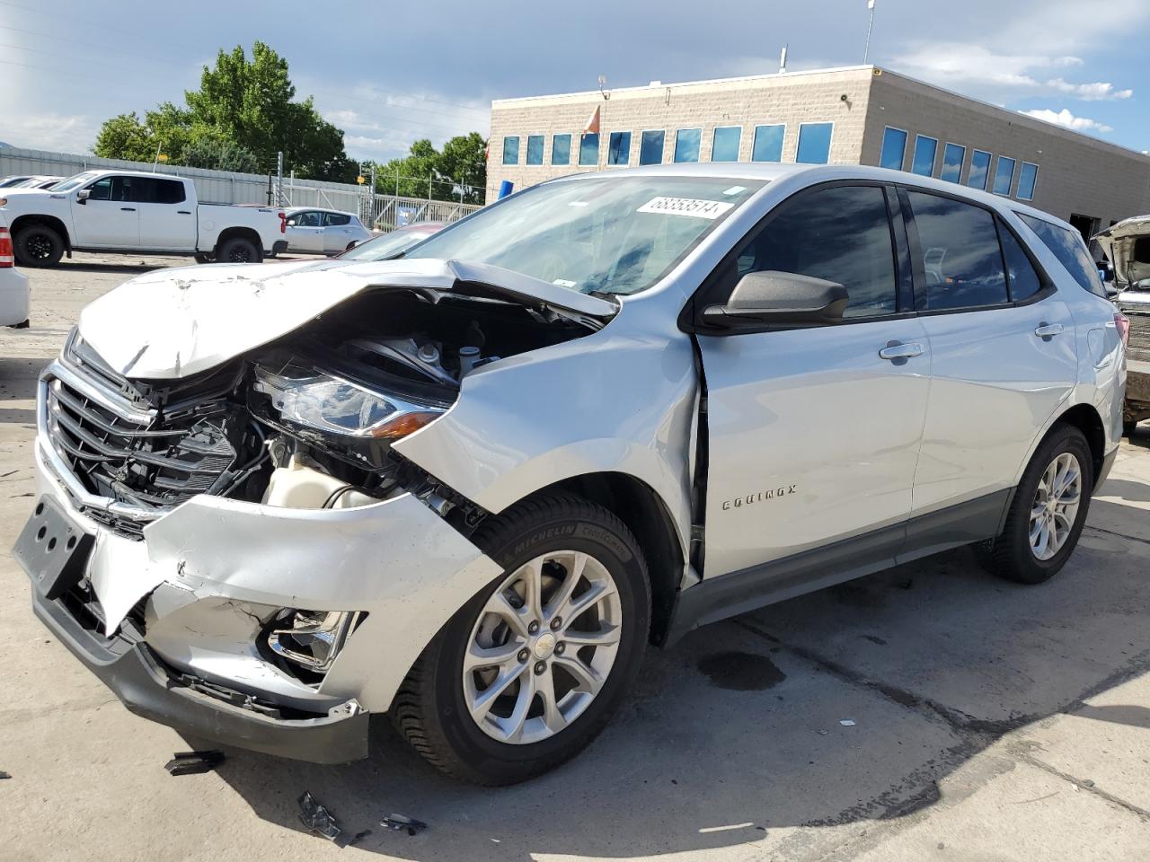 3GNAXHEV7KS558014 2019 CHEVROLET EQUINOX - Image 1