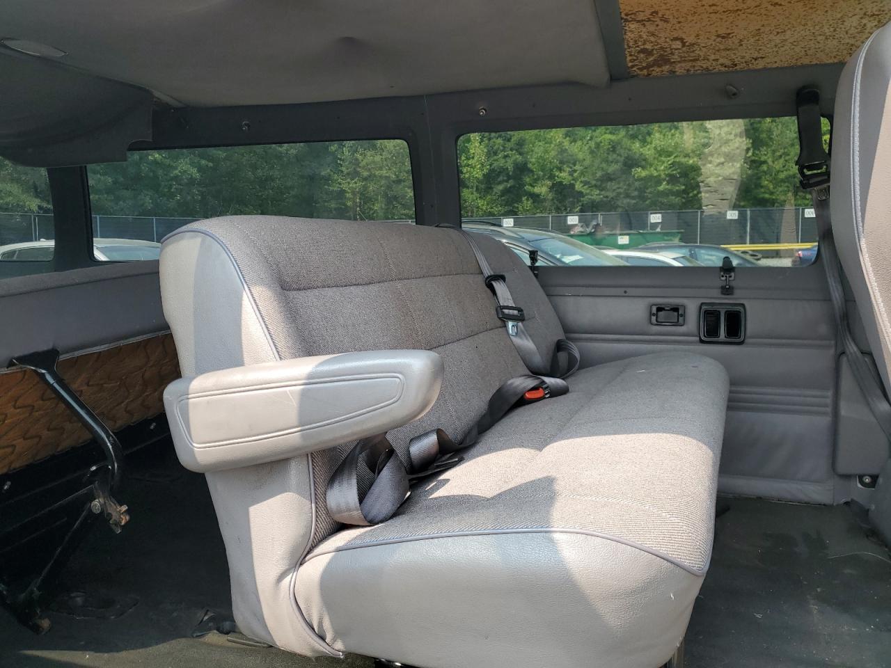 1997 Dodge Ram Wagon B3500 VIN: 2B5WB35Z2VK520812 Lot: 67384704