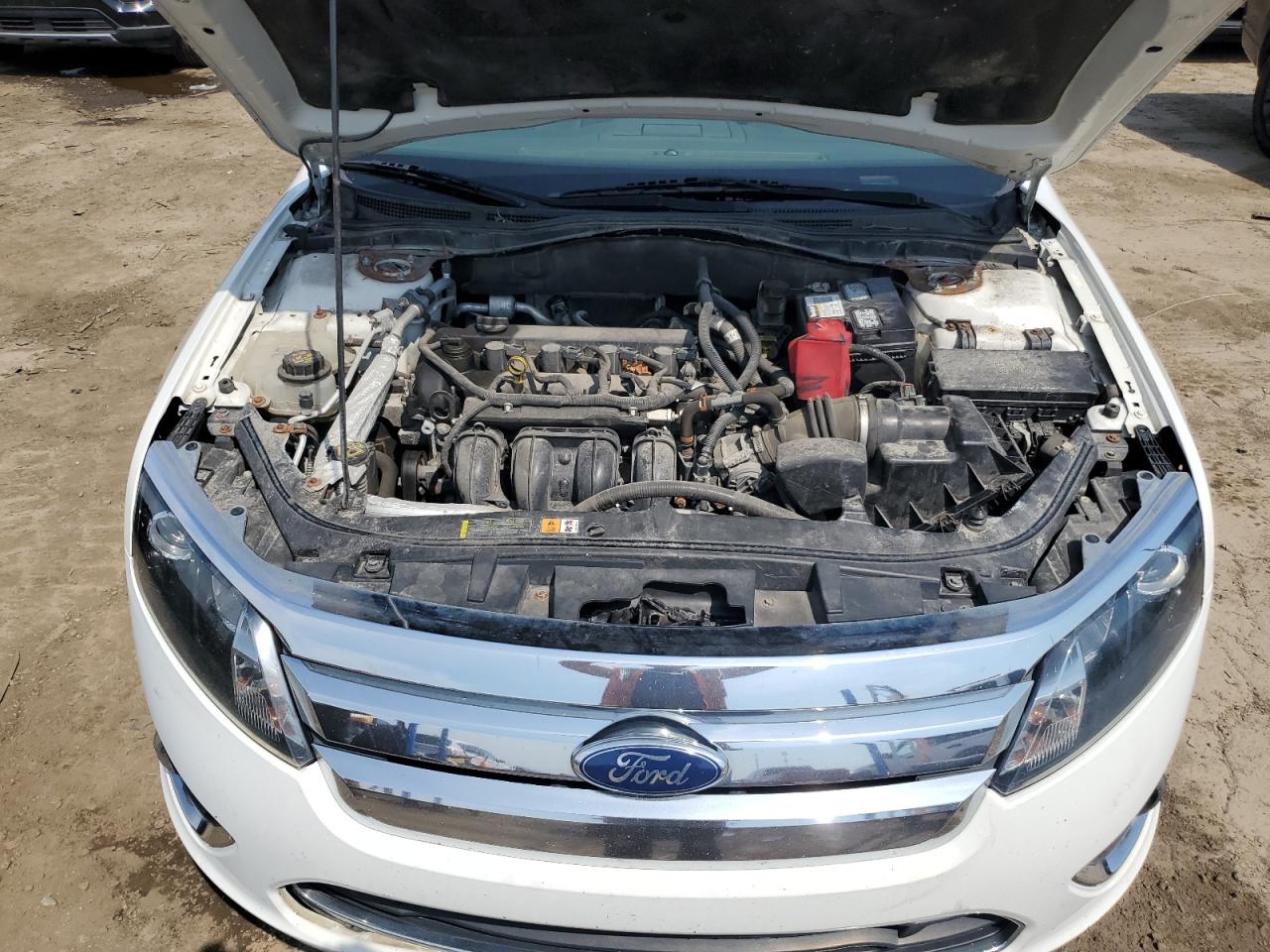 2011 Ford Fusion - Image 11