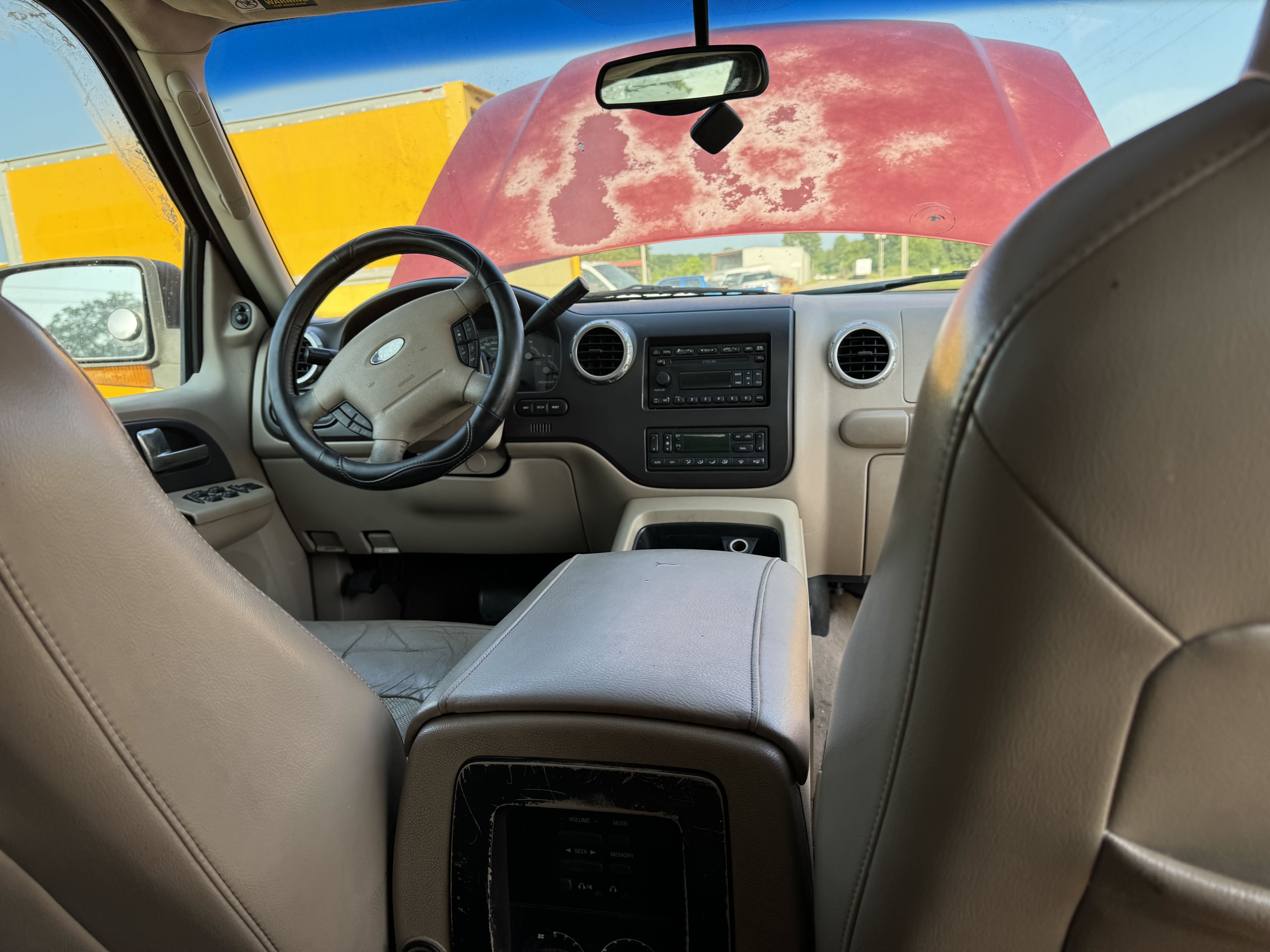 1FMFU17L74LB12024 2004 Ford Expedition Eddie Bauer