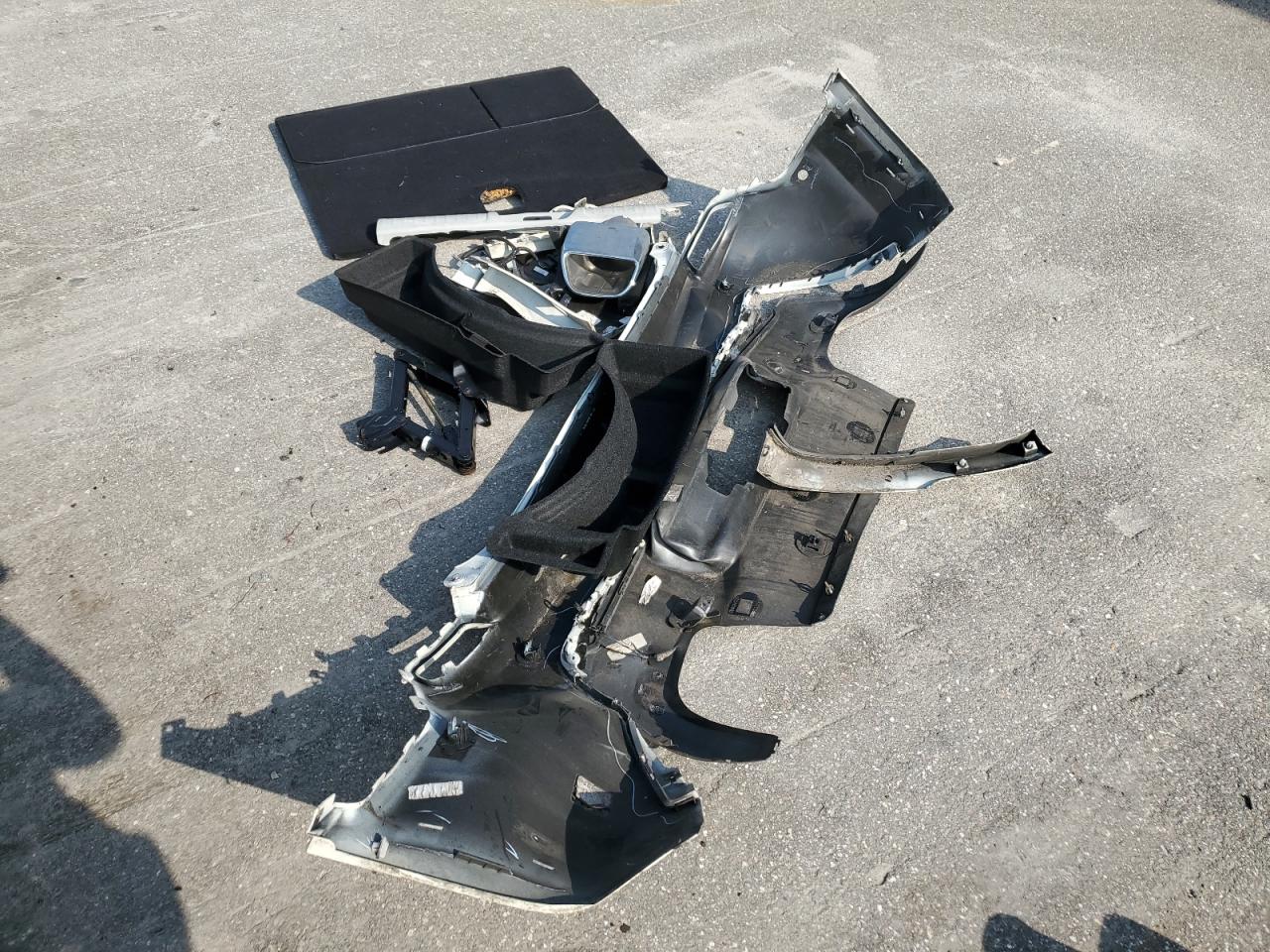 2019 Jeep Cherokee Overland VIN: 1C4PJMJX7KD375426 Lot: 65987004