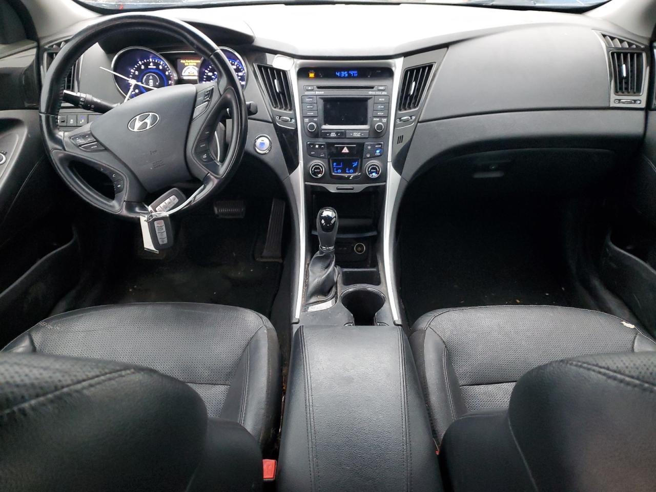 2014 Hyundai Sonata - Image 8